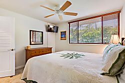 Country Club Villas 302