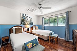 Surf and Racquet Townhouse 52