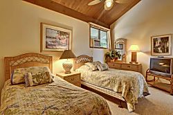 Kahana Outrigger Oceanfront Condo 3BD 