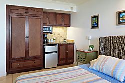 Islander on the Beach 246