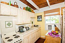 Wailua Riverside Cottage