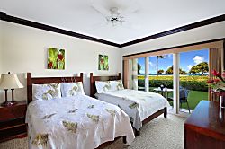 Waipouli Beach Resort Oceanfront Condo G104