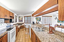 Kanaloa at Kona 2103 - Private kitchen