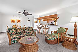 Kanaloa at Kona 2103 - Living area