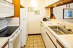 Kiahuna Plantation #67 (building 12)