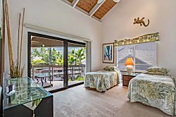 Kanaloa at Kona Condo