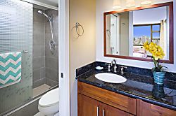 Waikiki Banyan#3502-I