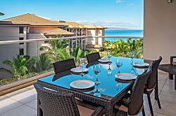 Honua Kai Hokulani 620 - Dine al fresco with ocean views and gentle island breezes on your private lanai — Maui liv