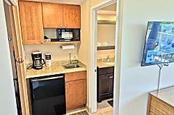 Diamond Head Beach #805