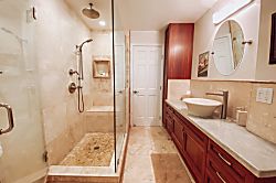 Luxurious Hawaiian Villa Oasis