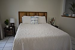 Harrigan's Kona Shores