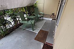 Harrigan's Kona Shores