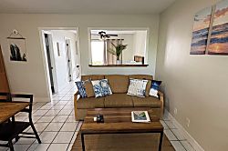 Harrigan's Kona Shores