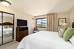 Waikiki Beach Tower #2001