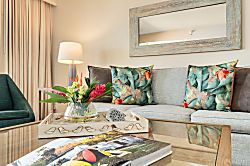 Waikiki Beach Tower #2001