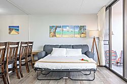 Waikiki Banyan 710 T1