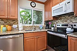 Kona Riviera Villas 103