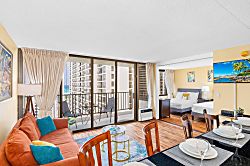 Waikiki Banyan 1910 T2