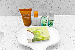 Waikiki Banyan 702 T1