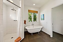 Hale Ka Mahina TVNC-1115