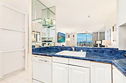 Ilikai Marina Ocean 1 BDR on the 3rd floor