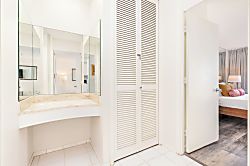 Ilikai Marina Ocean 1 BDR on the 3rd floor