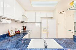 Ilikai Marina Ocean 1 BDR on the 3rd floor