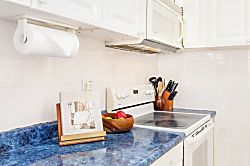 Ilikai Marina Ocean 1 BDR on the 3rd floor