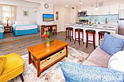 Waikiki Banyan 1802 T2