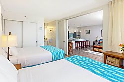 Waikiki Banyan 1802 T2