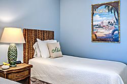 Waikiki Beach Tower #1903