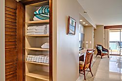 Waikiki Beach Tower #1903