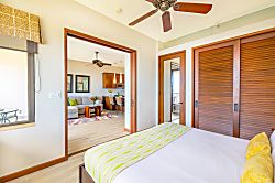 Waikiki Banyan 3808 T2