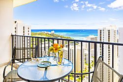 Waikiki Banyan 3808 T2