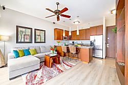 Waikiki Banyan 3808 T2