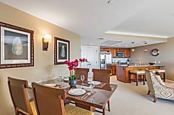 Honua Kai Konea 932/3