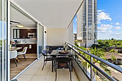 Regency on Beachwalk #86