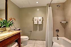 Ken's Honua Kai Condo