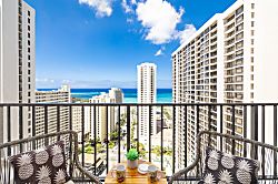 Waikiki Banyan 2814