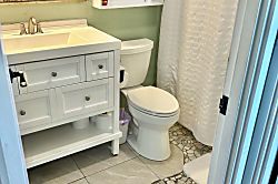 Waikiki Ocean View Condo 2BR 