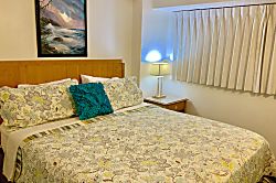 Waikiki Park Heights 1 Bedroom