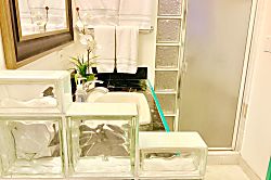 Waikiki Park Heights 1 Bedroom