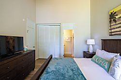 Turtle Bay Condo with Golf Course Views