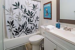 Turtle Bay Condo with Golf Course Views