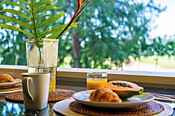 Turtle Bay Condo with Golf Course Views