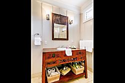 Brennecke Beach Historic Cottage