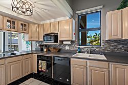 Kona Makai Top Floor 2 Bedroom with Loft