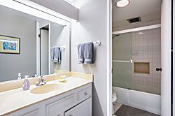 Kona Makai Top Floor 2 Bedroom with Loft