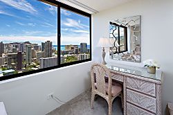 Hawaiian Monarch Penthouse