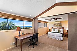Country Club Villas 303